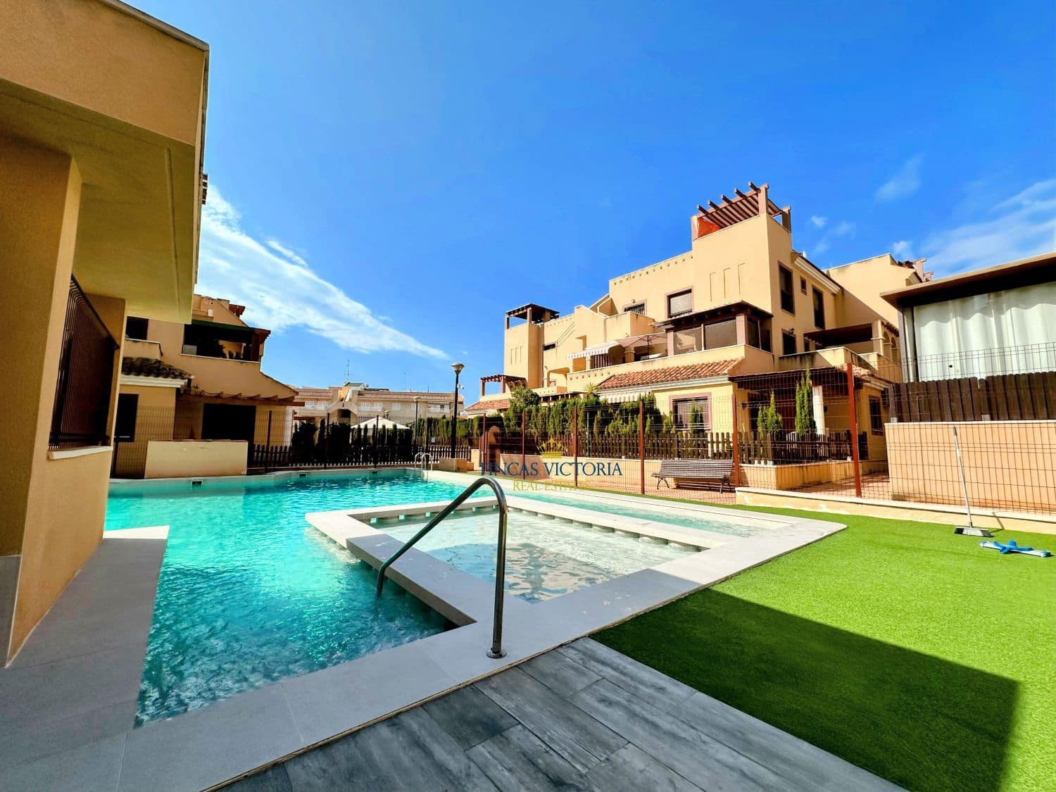 2 soverom Penthouse til salgs i Aguilas - € 135 000 (Ref: 9456658)