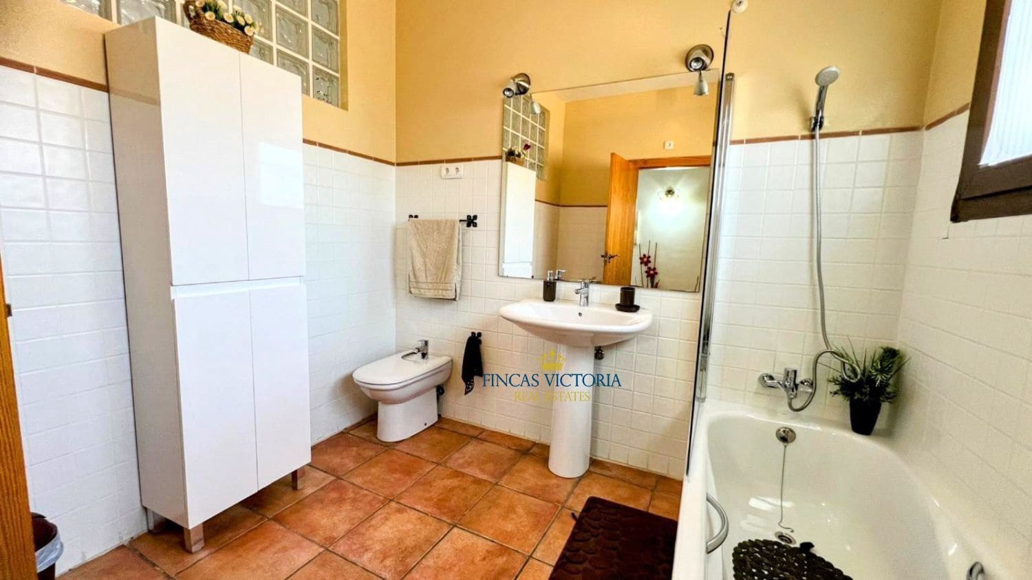 4 soveværelse Finca/Landehus til salg i Aguilas - € 399.000 (Ref: 9456660)