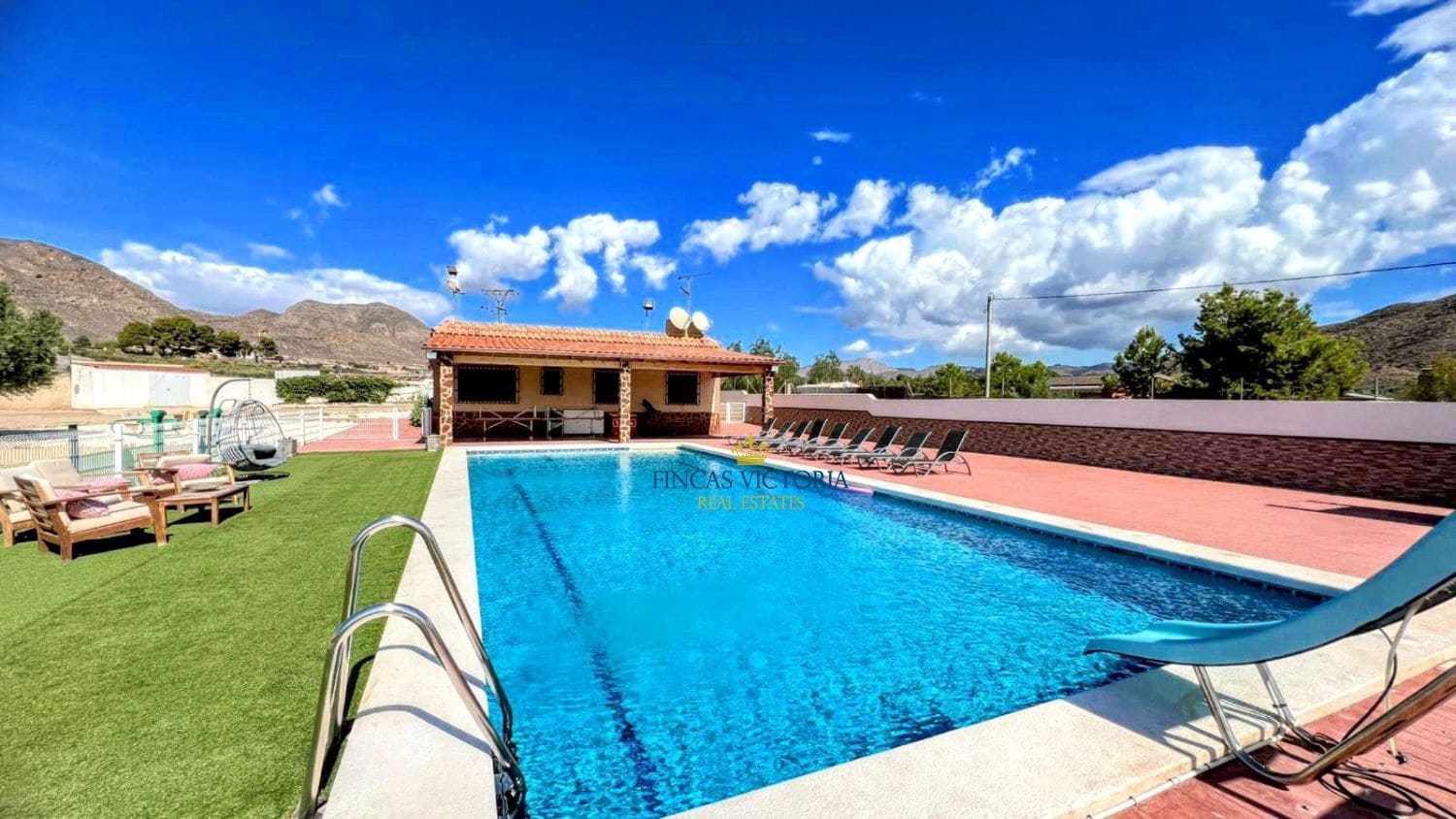 4 soveværelse Finca/Landehus til salg i Aguilas - € 399.000 (Ref: 9456660)