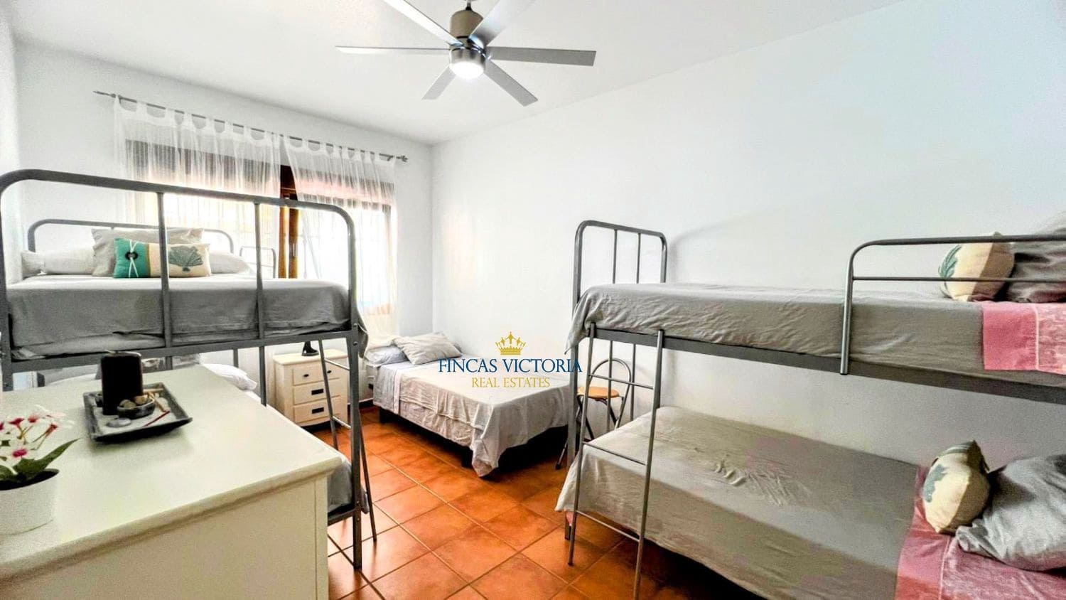 4 soveværelse Finca/Landehus til salg i Aguilas - € 399.000 (Ref: 9456660)