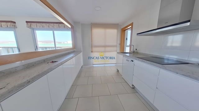 3 bedroom Flat for sale in Aguilas - € 230,000 (Ref: 9456663)