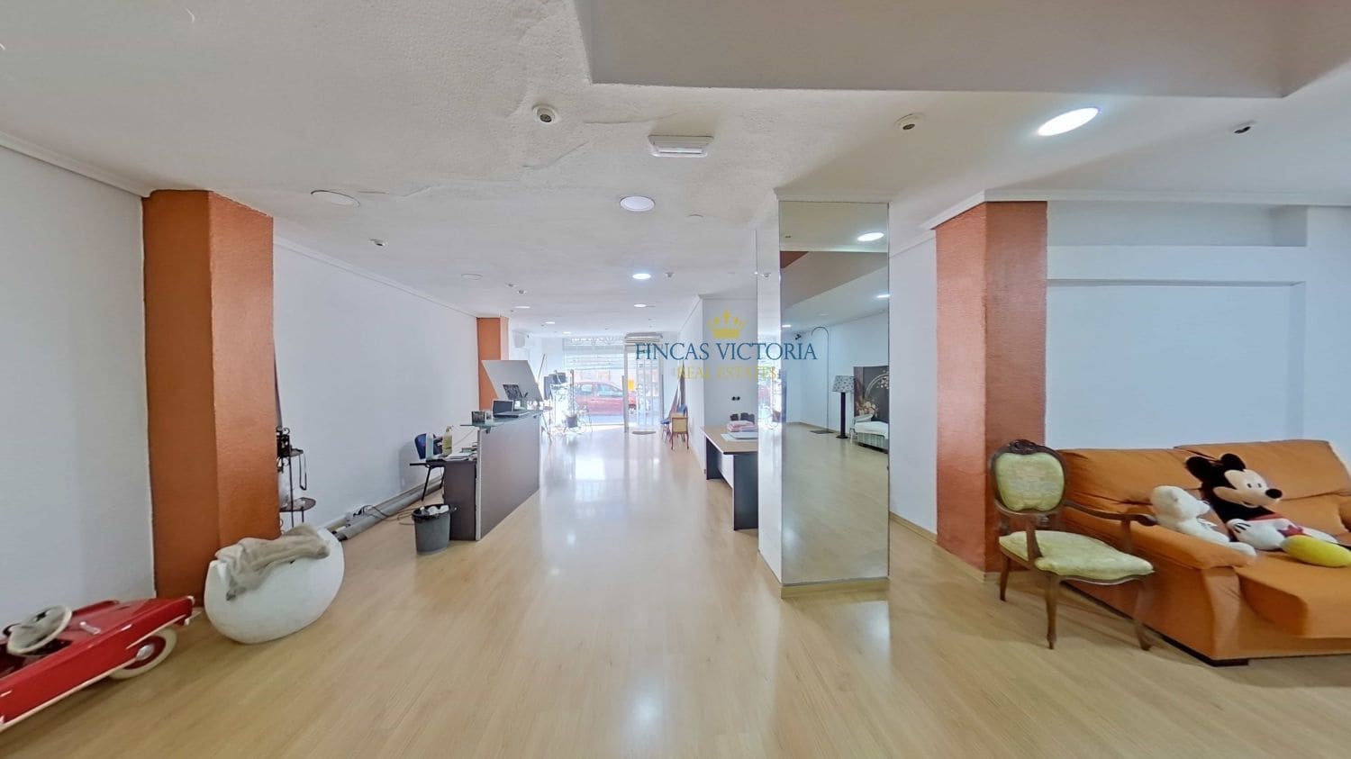 Kaupallinen myytävänä paikassa Aguilas - 150 000 € (Ref: 9456674)