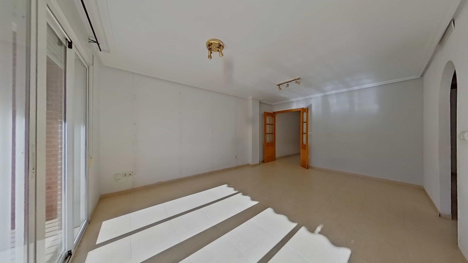 Piso de 3 habitaciones en Aguilas en venta con garaje - 139.000 € (Ref: 9456676)