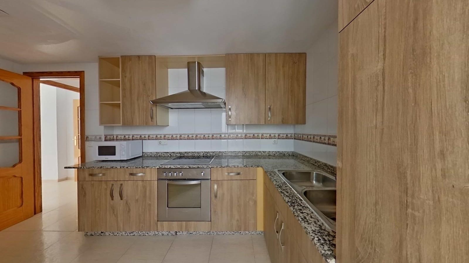 Piso de 3 habitaciones en Aguilas en venta con garaje - 139.000 € (Ref: 9456676)