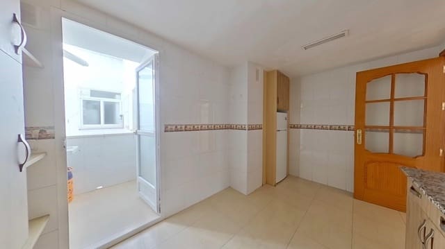 Piso de 3 habitaciones en Aguilas en venta con garaje - 139.000 € (Ref: 9456676)