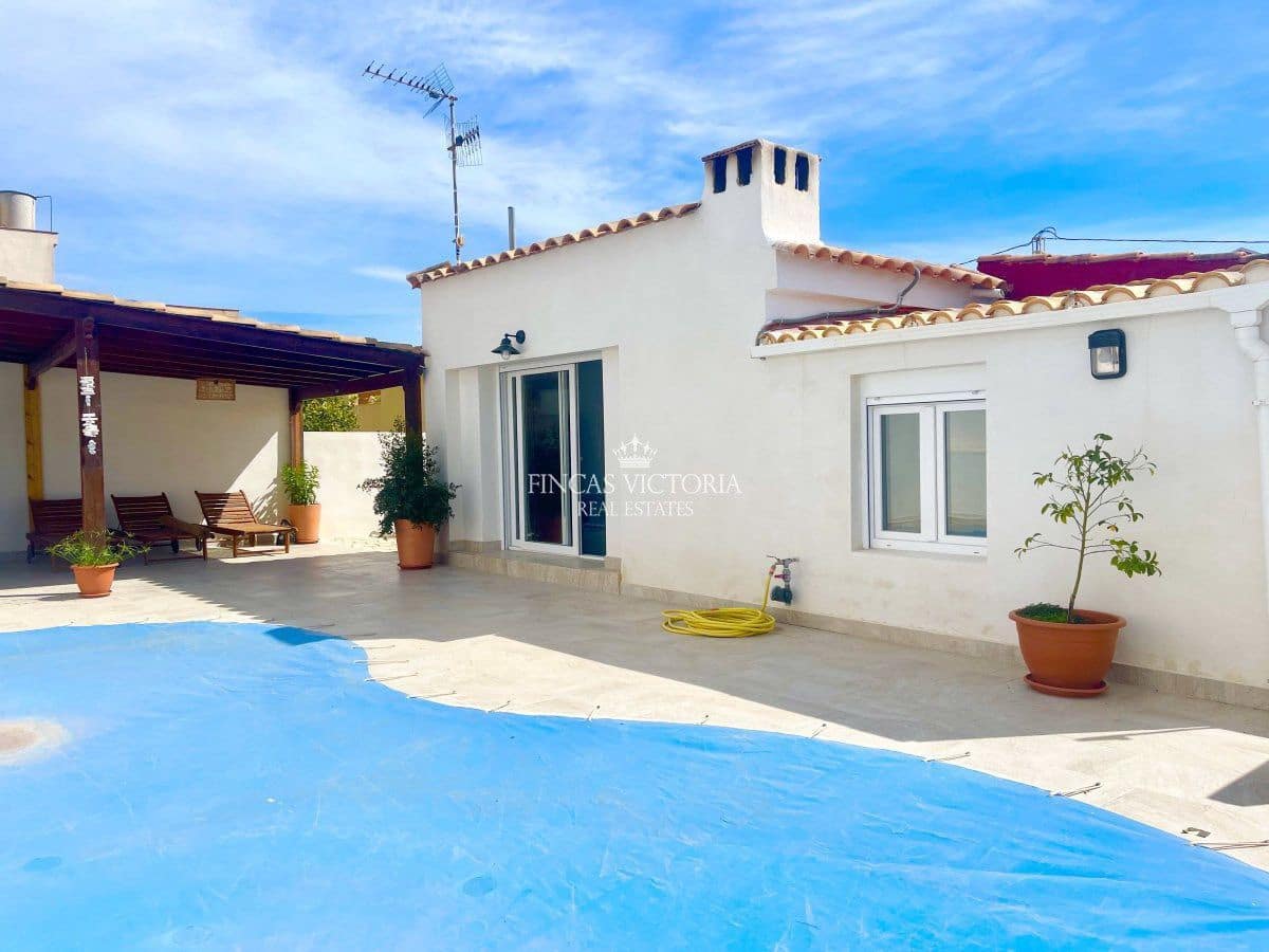 3 sovrum Villa till salu i Calabardina - 320 000 € (Ref: 9470788)