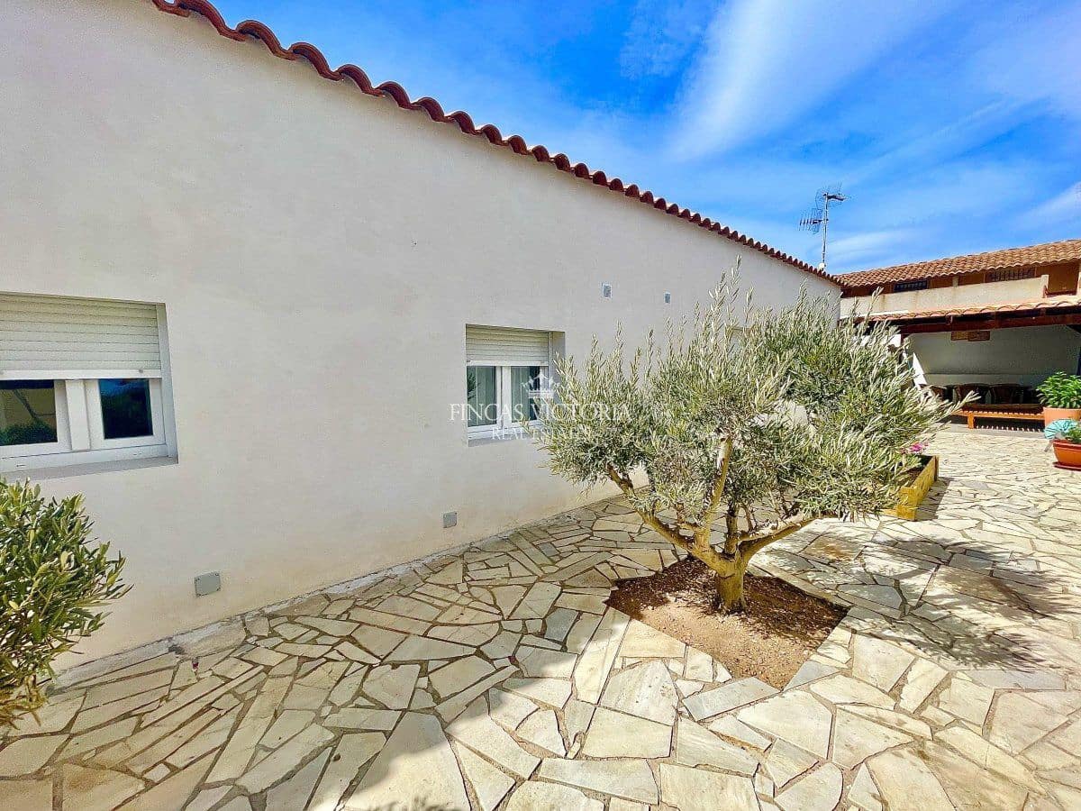 3 sovrum Villa till salu i Calabardina - 320 000 € (Ref: 9470788)