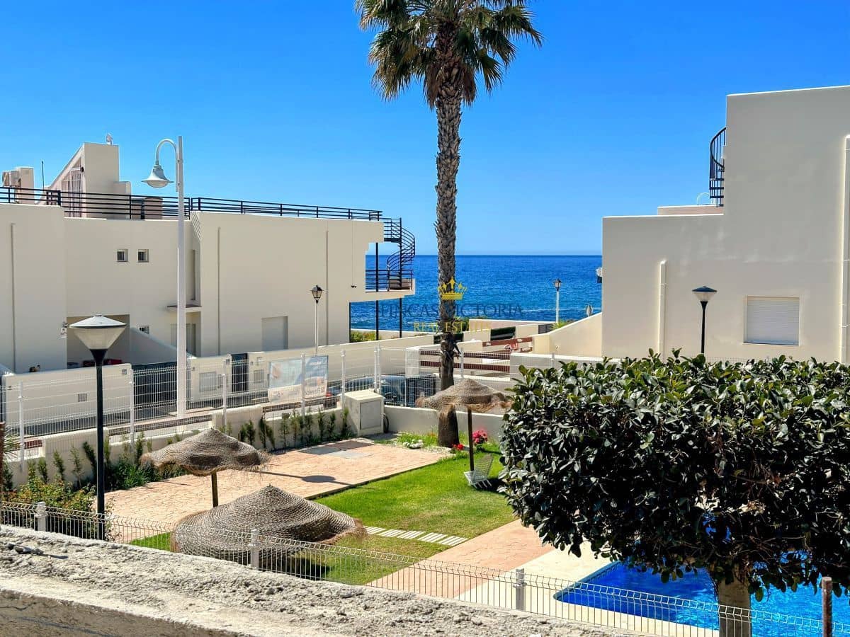 3 bedroom Villa for sale in Cuevas del Almanzora - € 320,000 (Ref: 9470790)