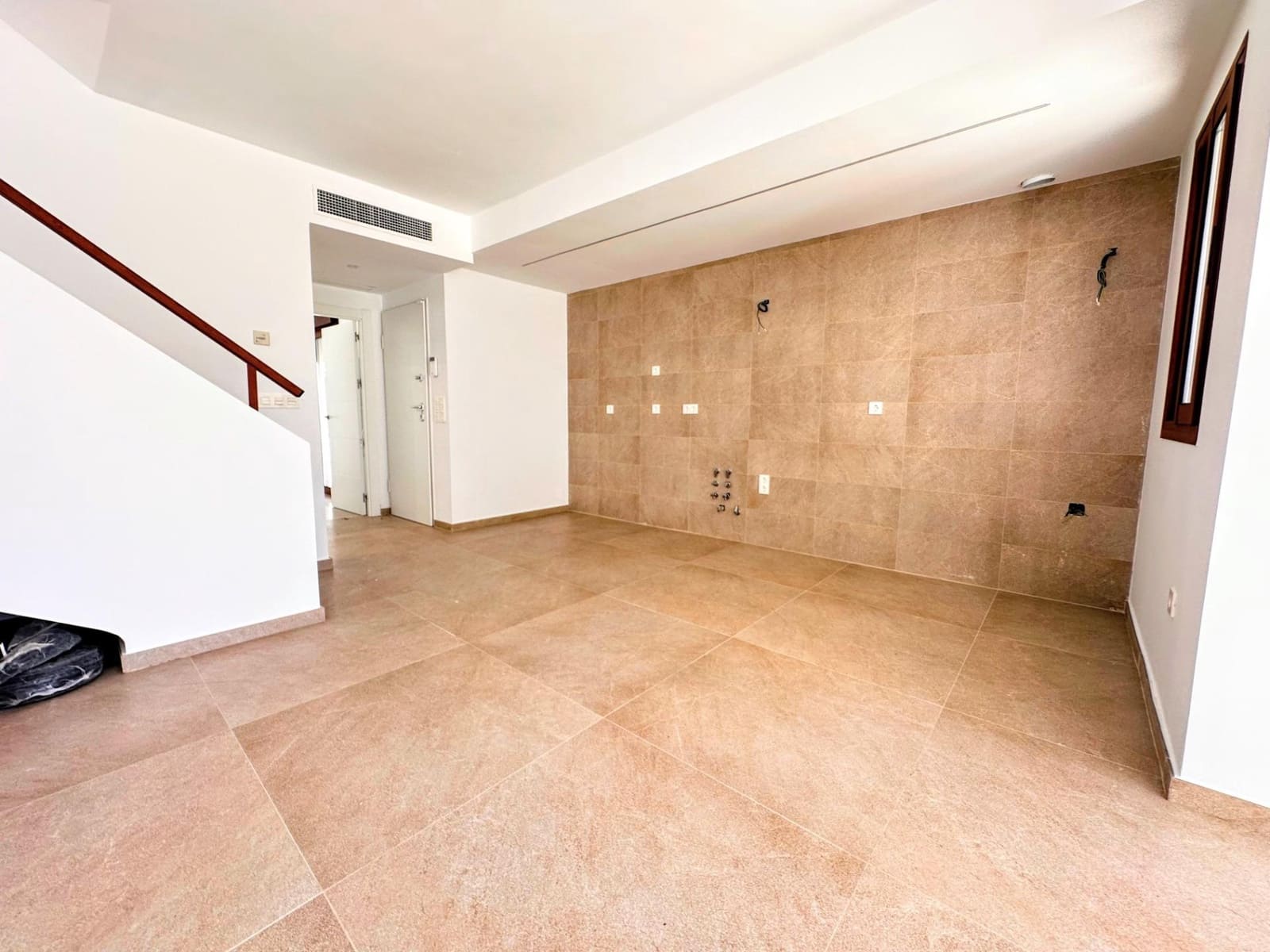 3 bedroom Villa for sale in Cuevas del Almanzora - € 320,000 (Ref: 9470790)