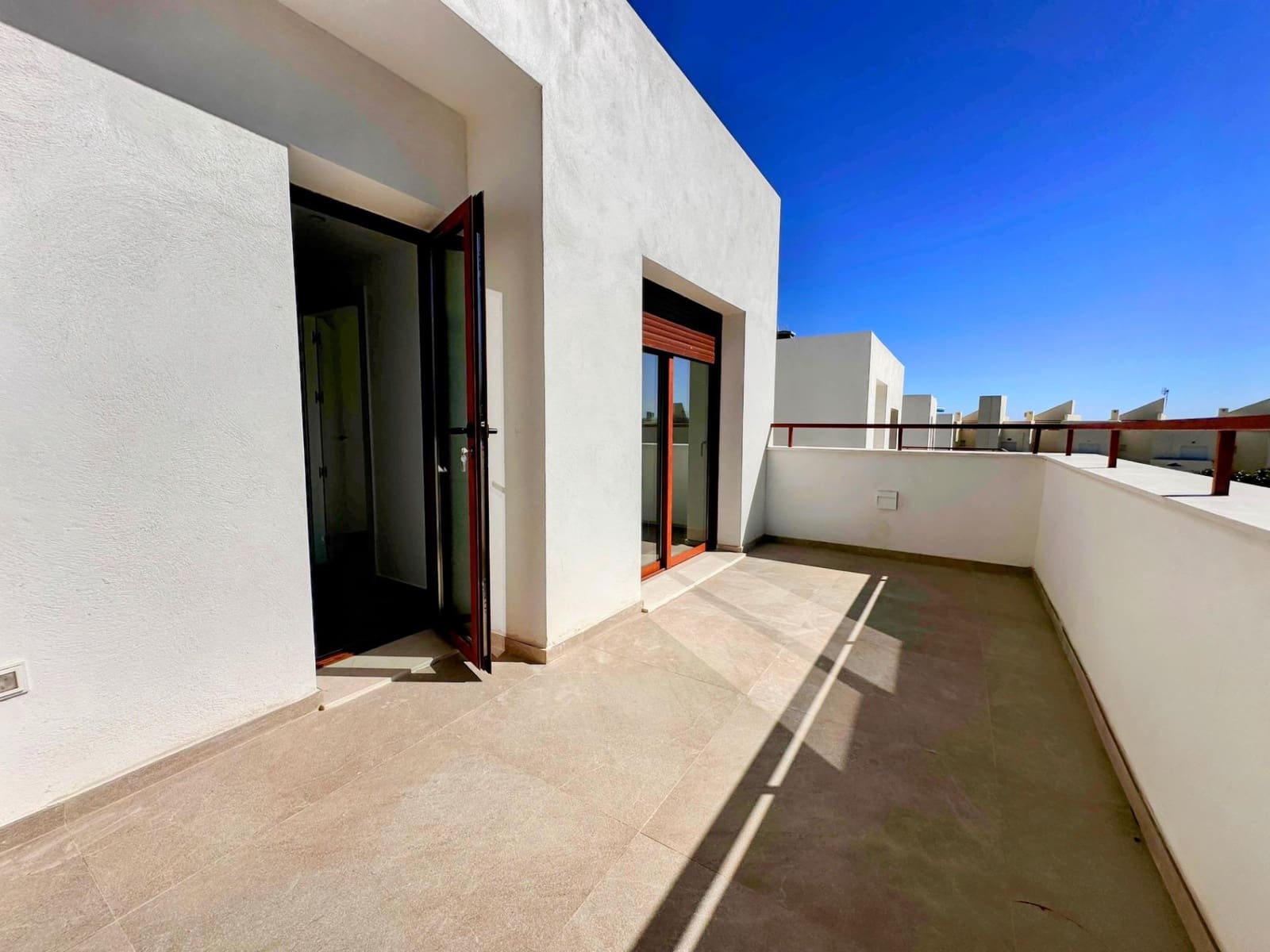 3 bedroom Villa for sale in Cuevas del Almanzora - € 320,000 (Ref: 9470790)
