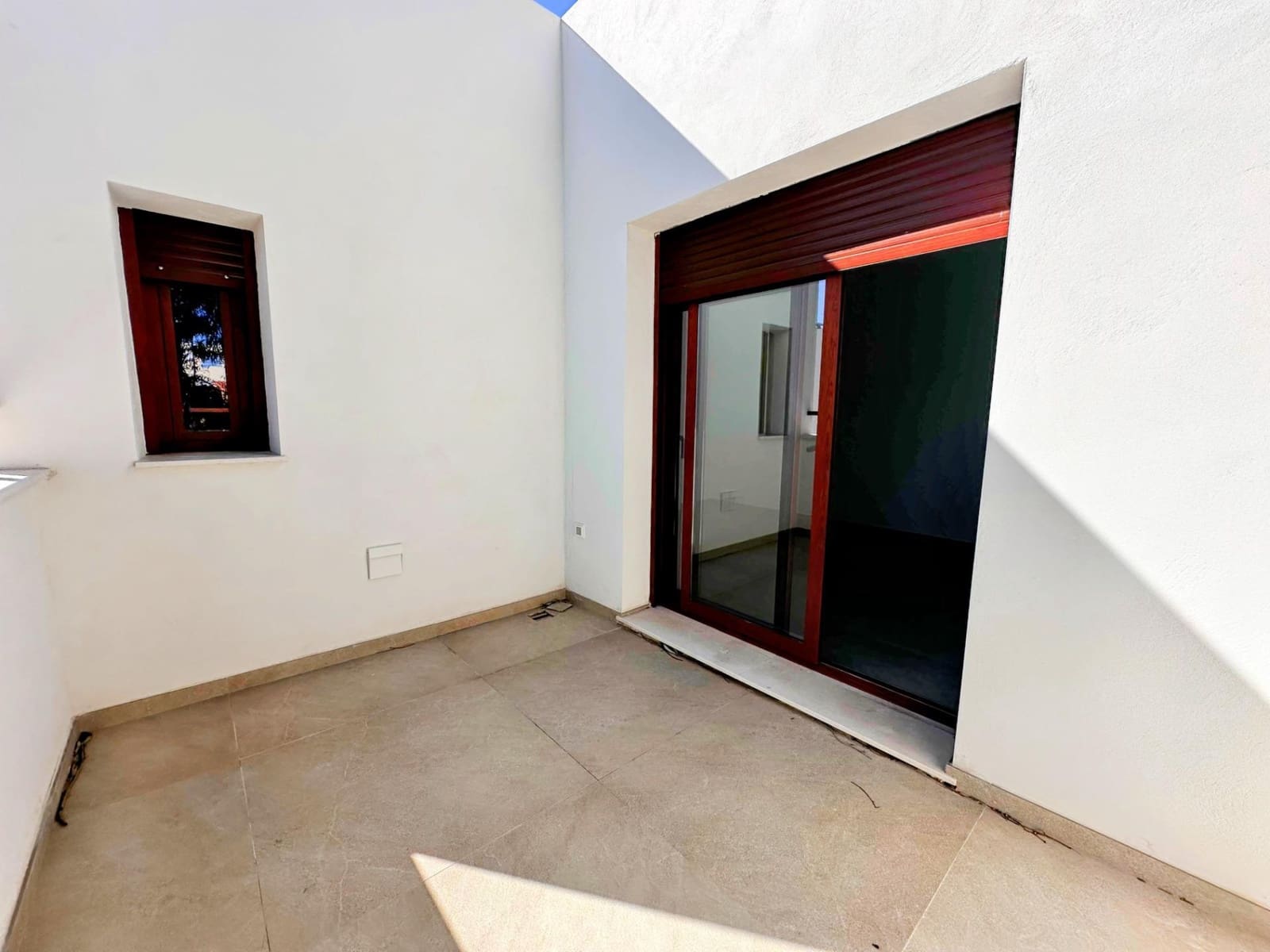 3 bedroom Villa for sale in Cuevas del Almanzora - € 320,000 (Ref: 9470790)