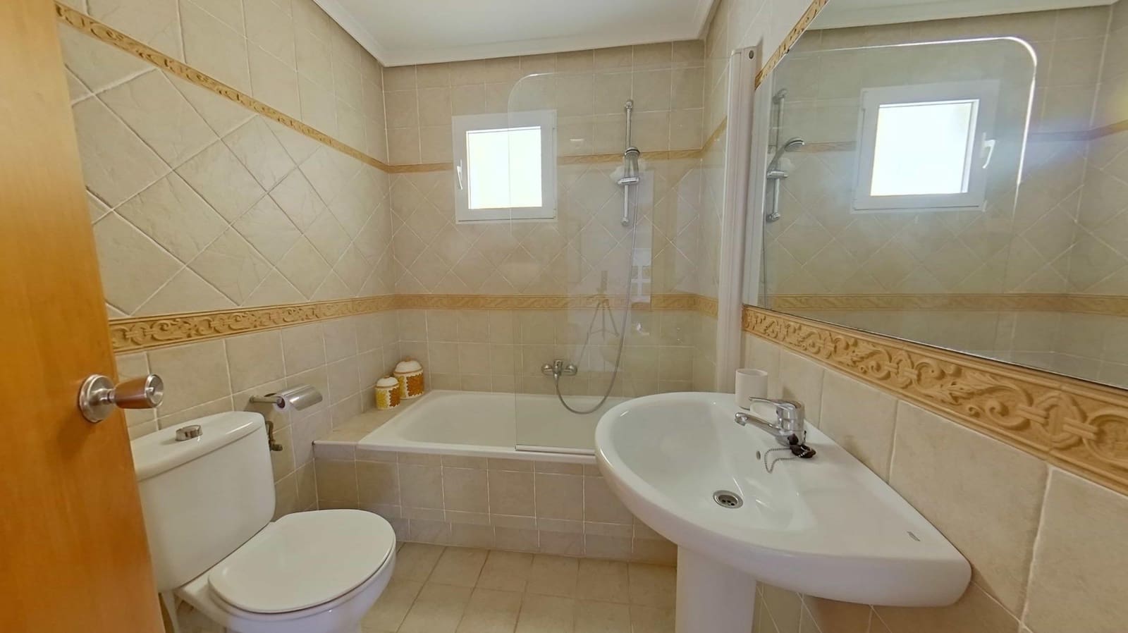 4 sovrum Lägenhet till salu i Aguilas med garage - 300 000 € (Ref: 9591322)