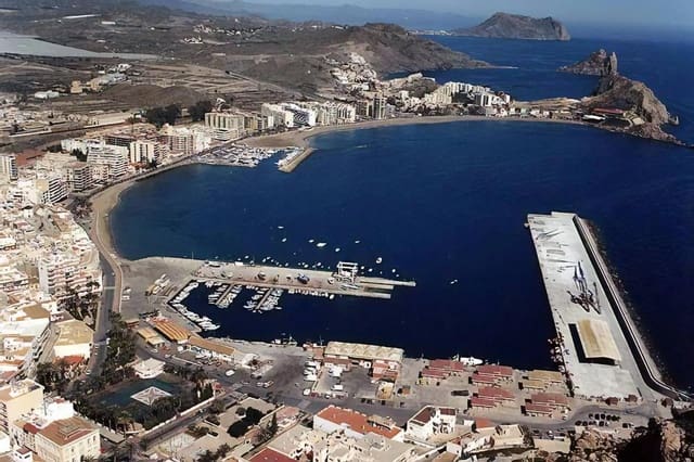 4 soveværelse Villa til salg i Aguilas med swimmingpool garage - € 485.000 (Ref: 9599572)