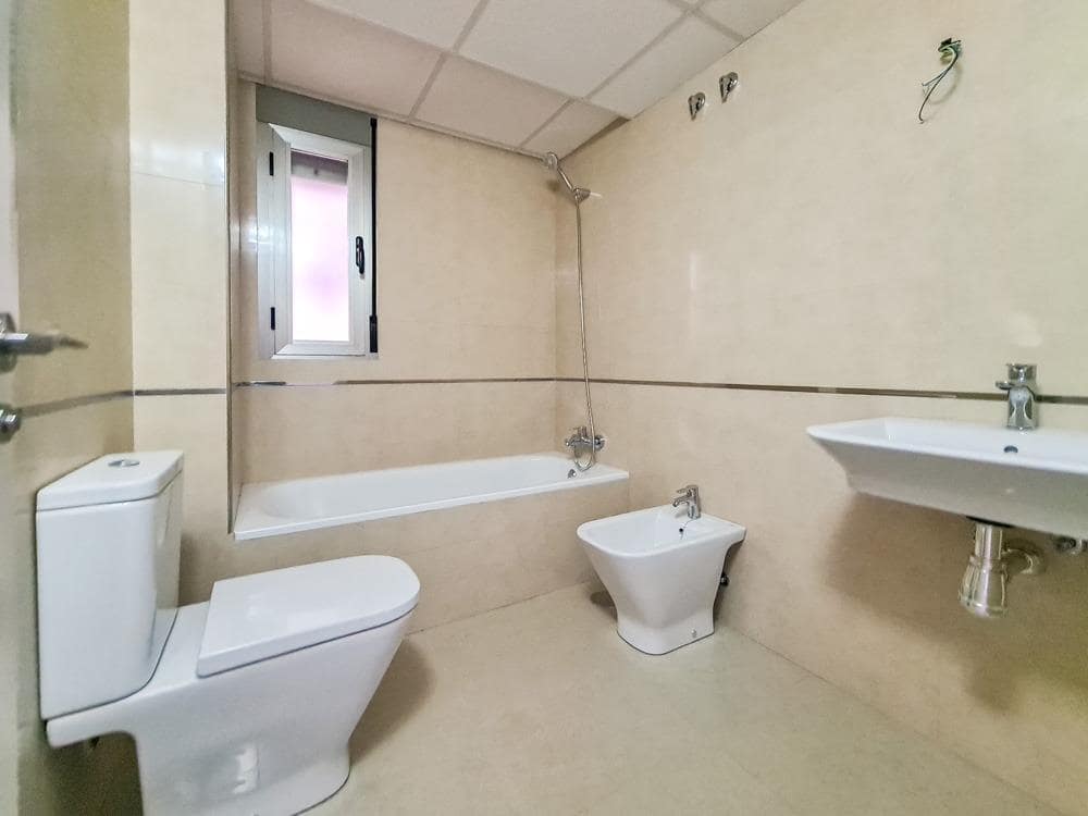 2 bedroom Apartment for sale in Aguilas with garage - € 189,000 (Ref: 9659459)