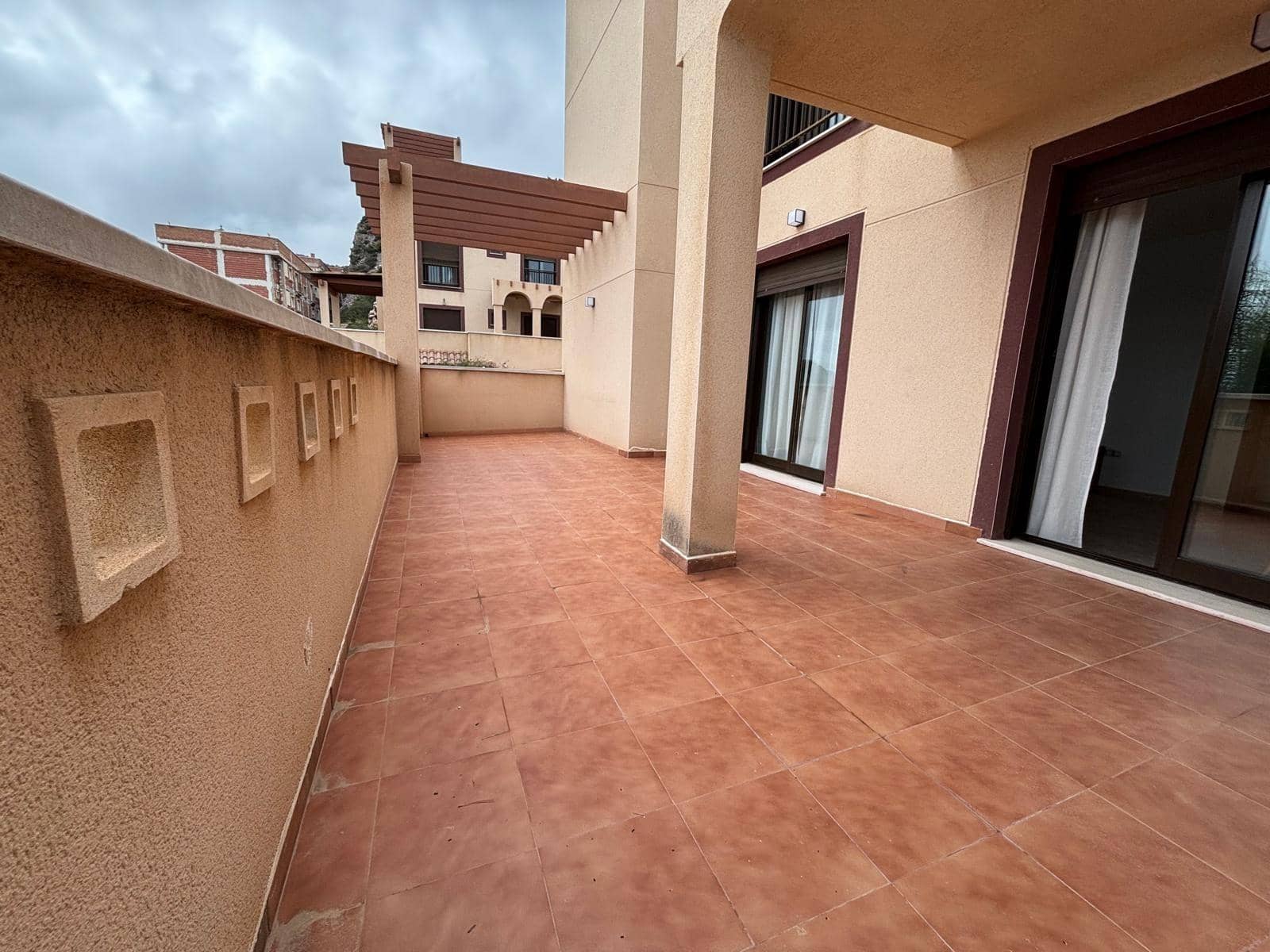 2 Zimmer Apartment zu vermieten in Los Collados mit Garage - 650 € (Ref: 9669726)