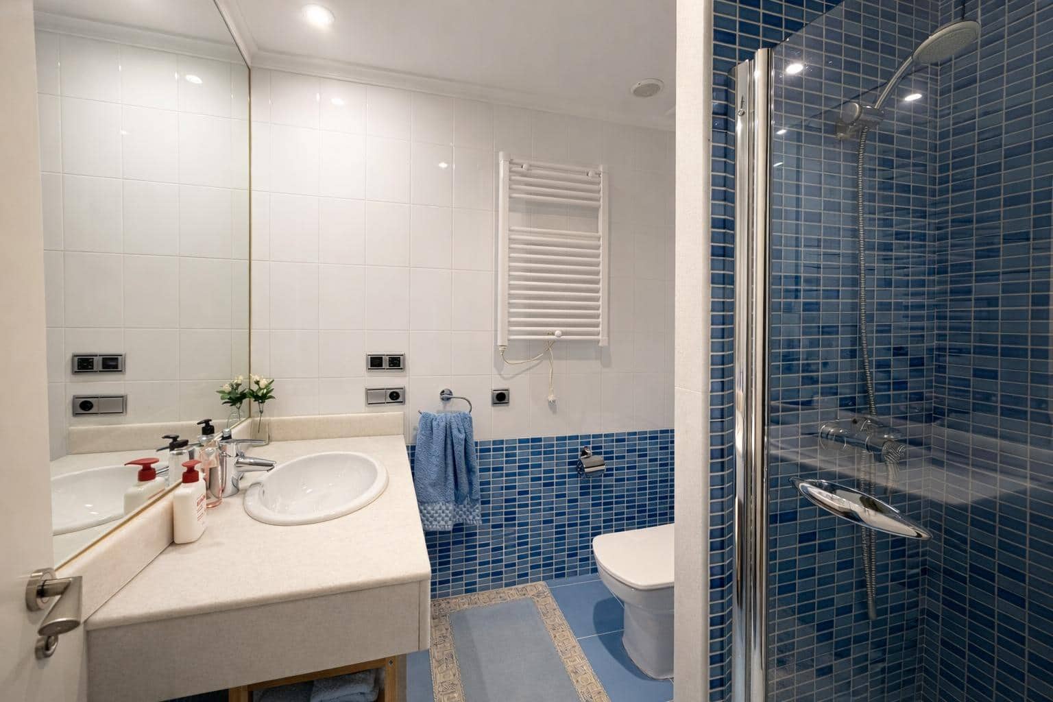 2 bedroom Apartment for sale in Aguilas with pool garage - € 285,000 (Ref: 9669727)