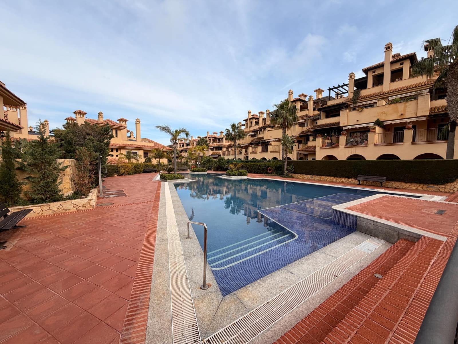 2 bedroom Apartment for sale in Aguilas with pool garage - € 285,000 (Ref: 9669727)