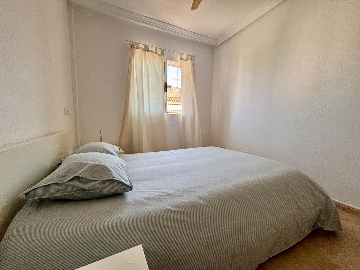 Apartamento de 2 habitaciones en Los Collados en alquiler con garaje - 700 € (Ref: 9674249)