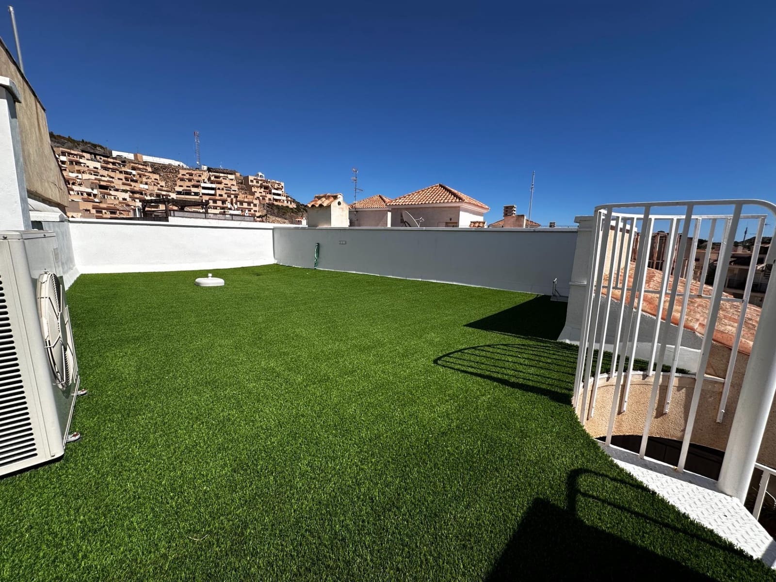 2 soveværelse Penthouse til salg i Los Collados med swimmingpool garage - € 140.000 (Ref: 9686463)