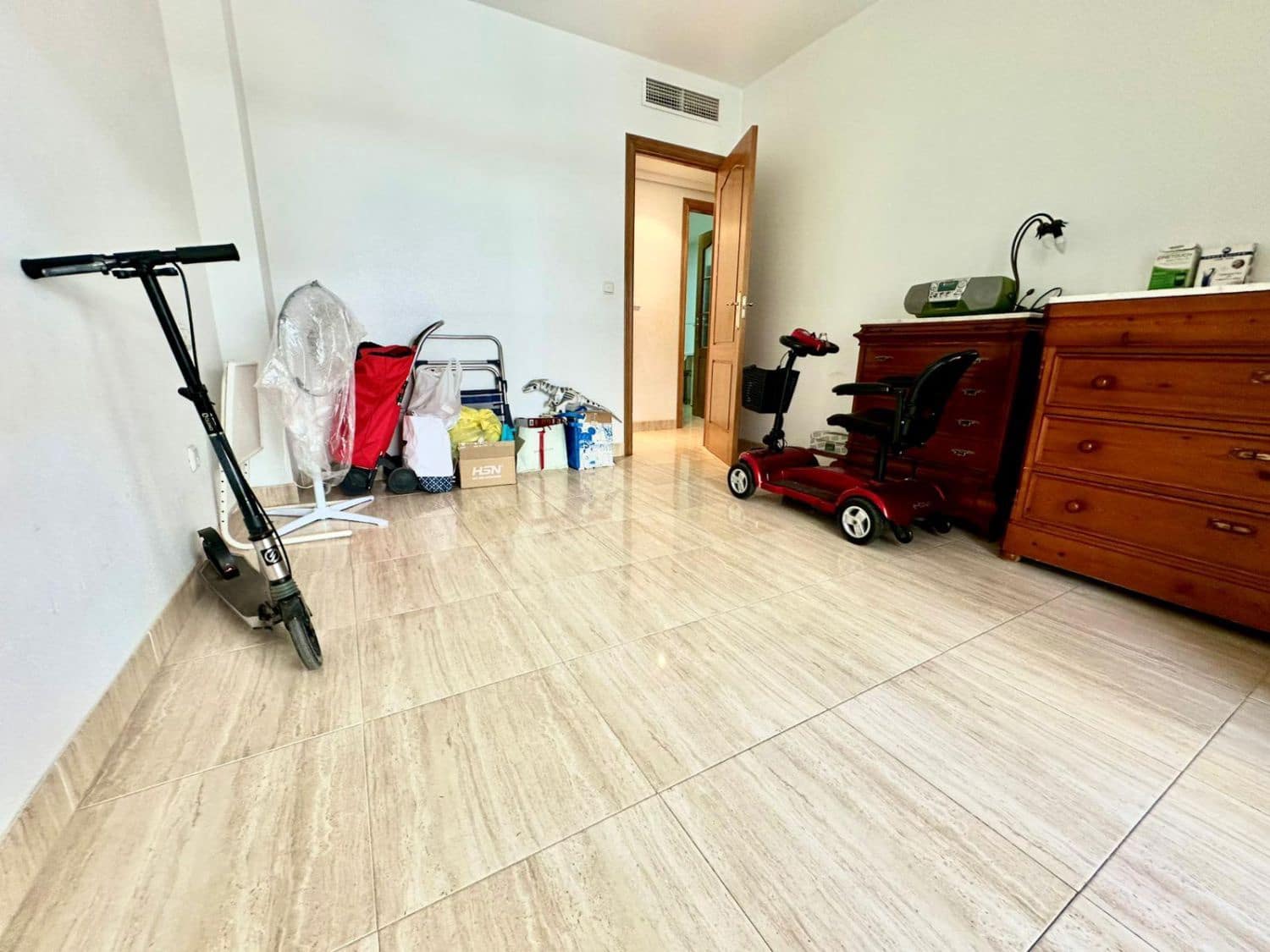 3 bedroom Flat for sale in Aguilas with garage - € 245,000 (Ref: 9690636)