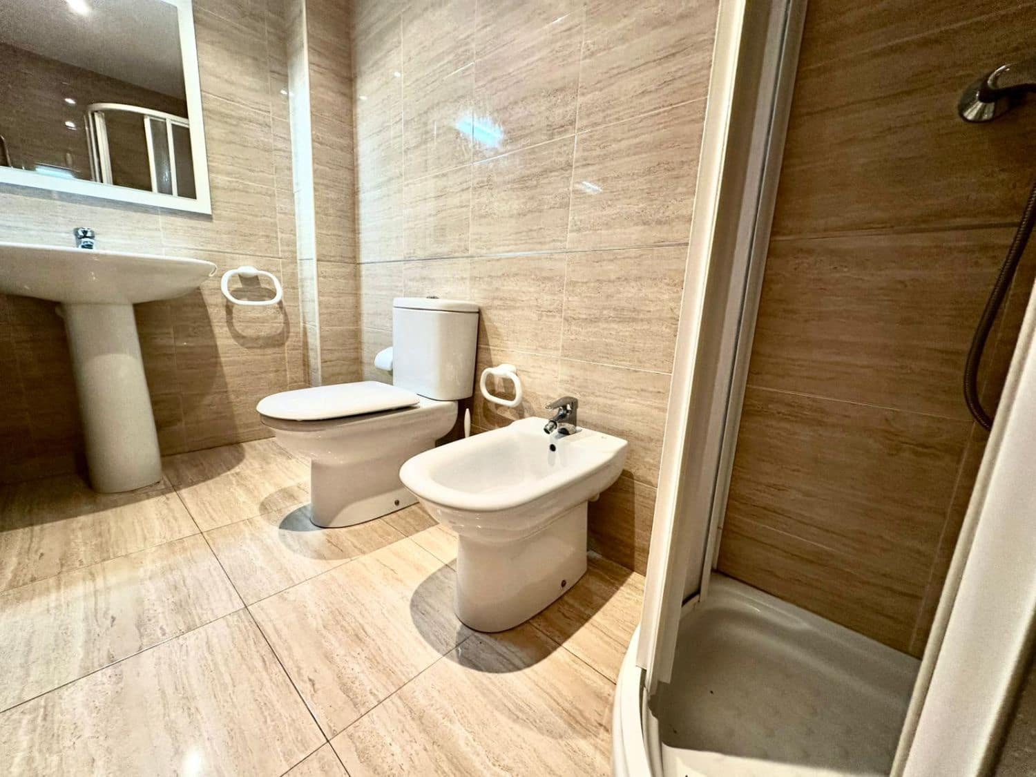 3 bedroom Flat for sale in Aguilas with garage - € 245,000 (Ref: 9690636)