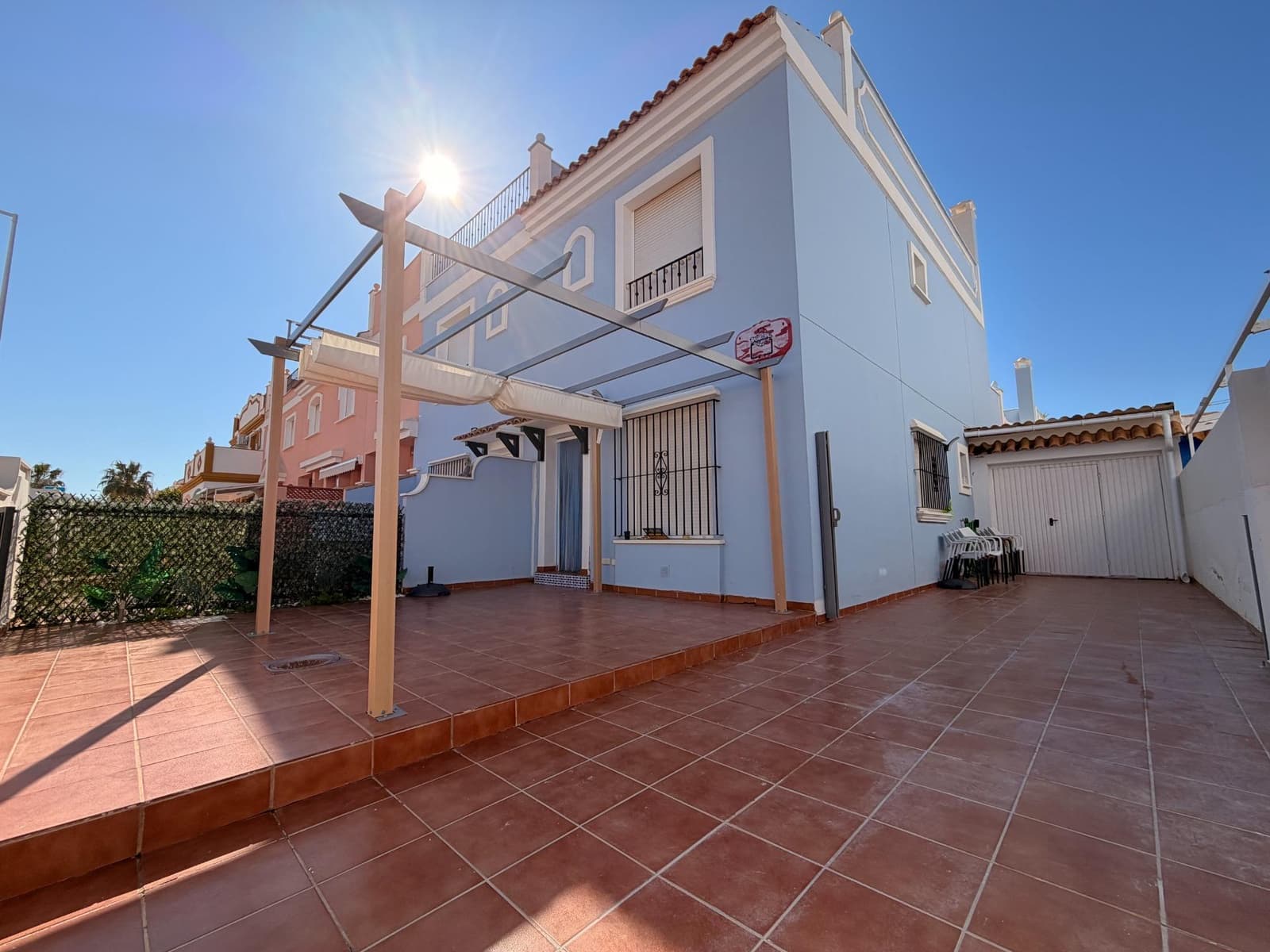 3 soveværelse Lejlighed til salg i San Juan de los Terreros med swimmingpool garage - € 350.000 (Ref: 9695368)