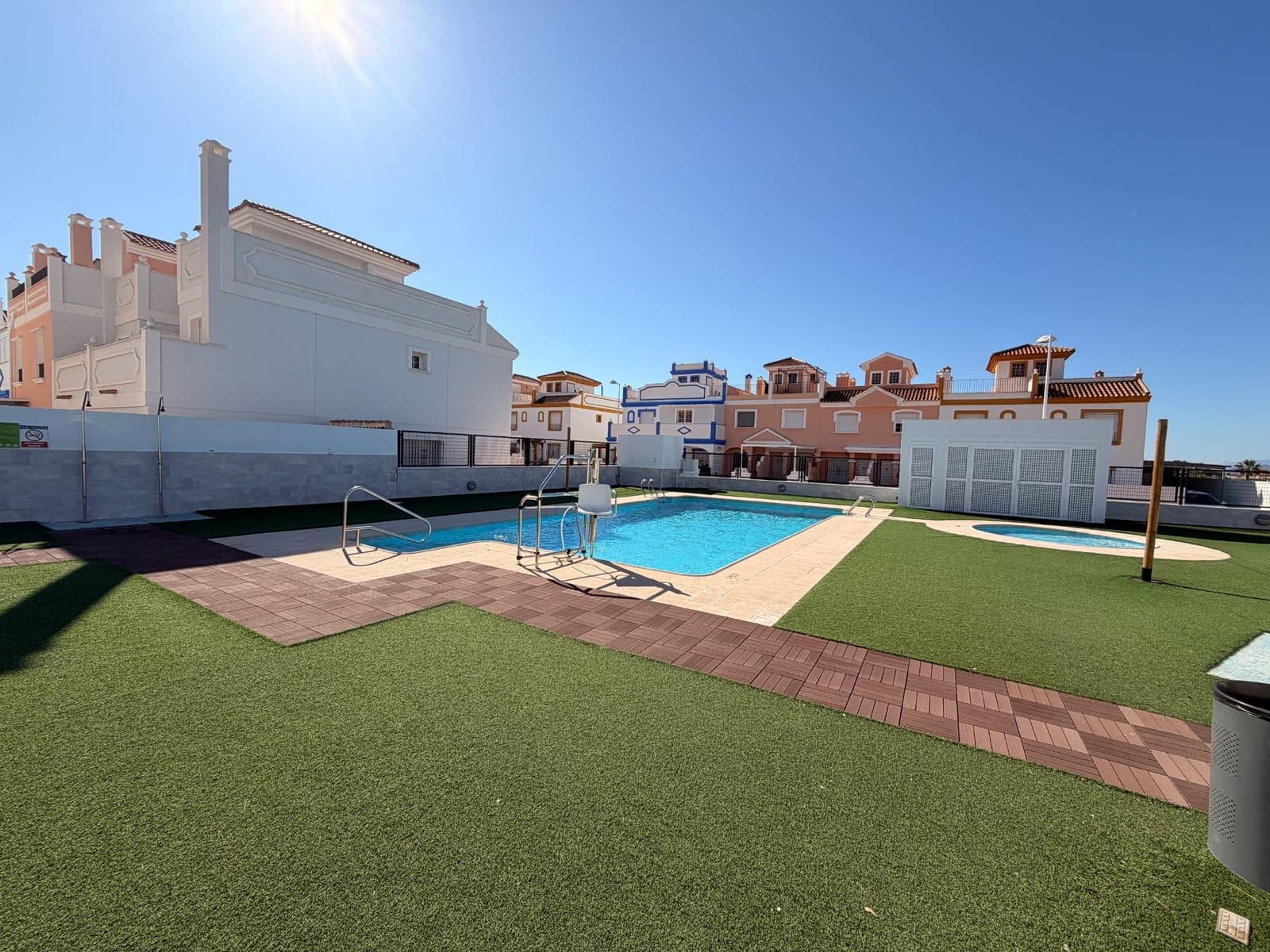 3 soveværelse Lejlighed til salg i San Juan de los Terreros med swimmingpool garage - € 350.000 (Ref: 9695368)