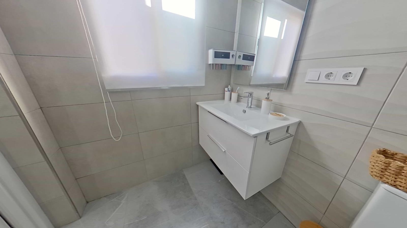 2 bedroom Apartment for sale in Aguilas - € 135,000 (Ref: 9695369)