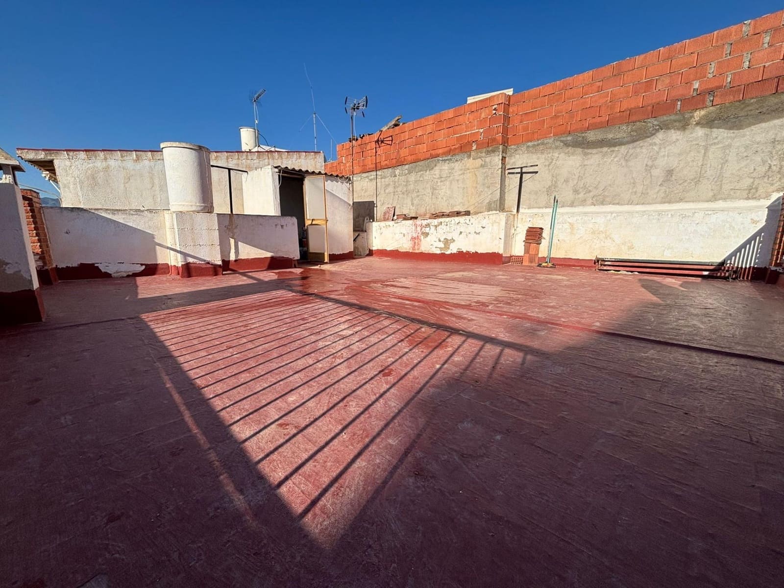 2 bedroom Apartment for sale in Aguilas - € 135,000 (Ref: 9695369)