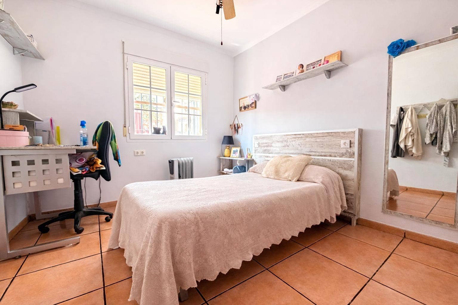 4 bedroom Finca/Country House for sale in Cuevas del Almanzora with garage - € 295,000 (Ref: 9721724)