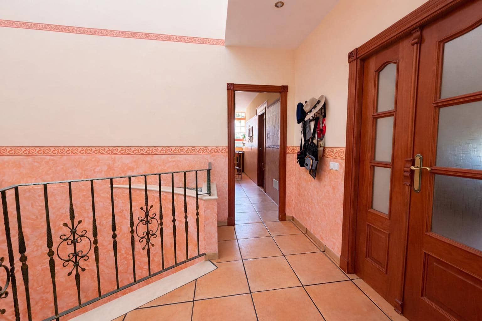 4 bedroom Finca/Country House for sale in Cuevas del Almanzora with garage - € 295,000 (Ref: 9721724)