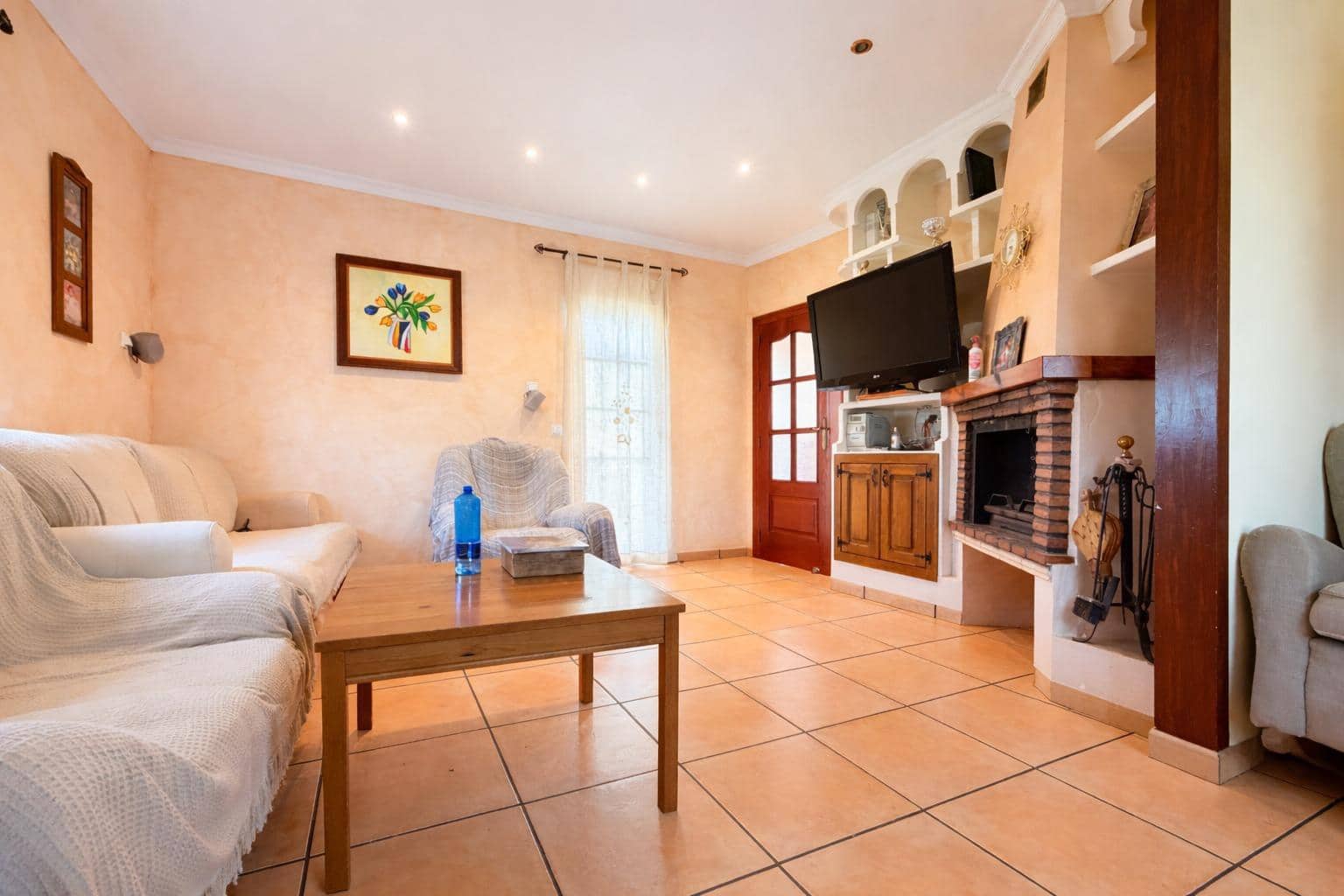 4 bedroom Finca/Country House for sale in Cuevas del Almanzora with garage - € 295,000 (Ref: 9721724)