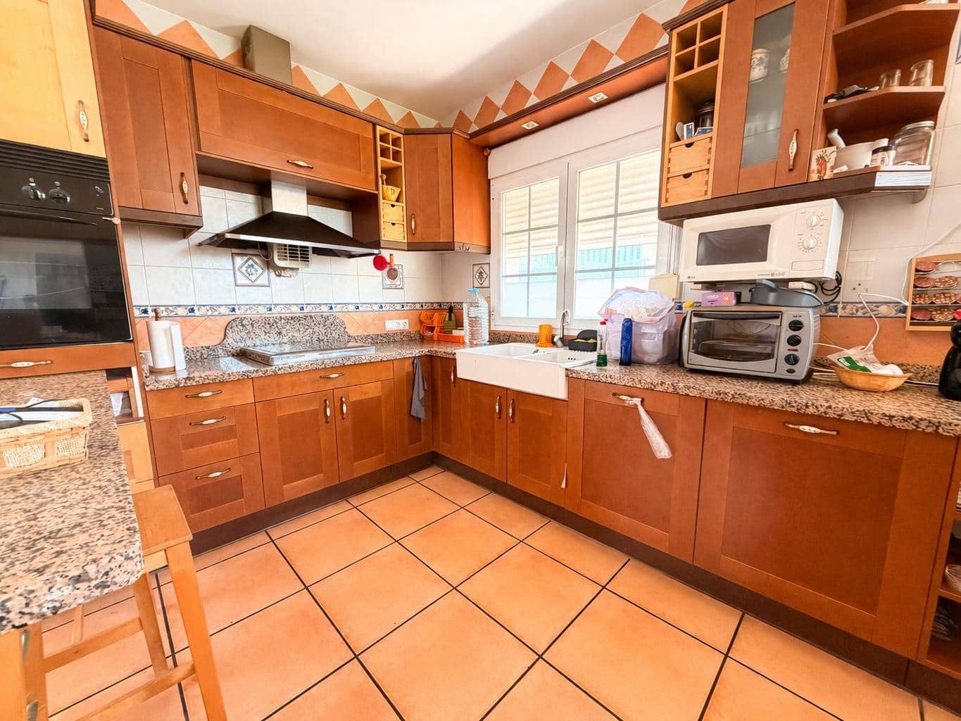 4 bedroom Finca/Country House for sale in Cuevas del Almanzora with garage - € 295,000 (Ref: 9721724)