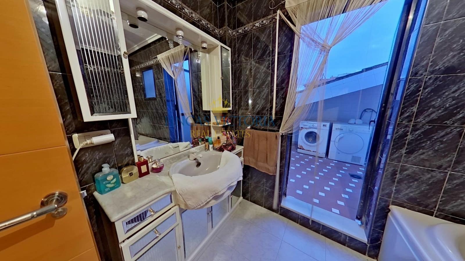 3 bedroom Apartment for sale in Aguilas with garage - € 198,000 (Ref: 9732139)