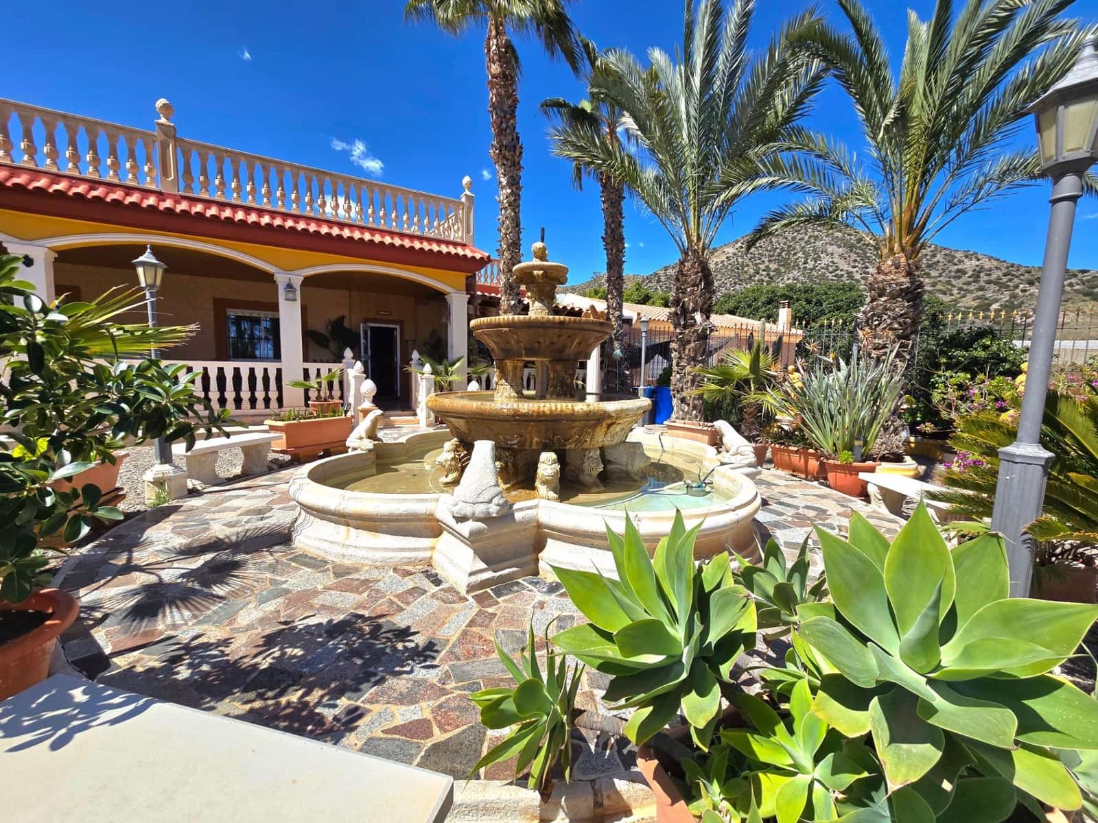 5 sypialnia Finka/Dom wiejski na sprzedaż w Aguilas z garażem - 375 000 € (Ref: 9761574)