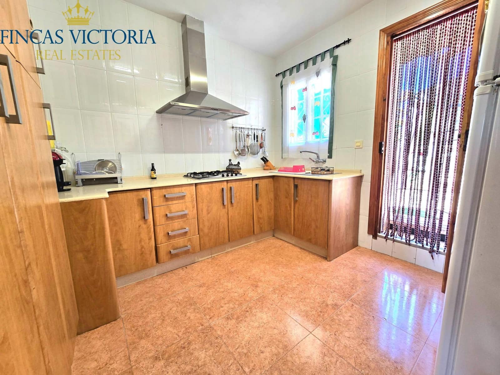 5 bedroom Finca/Country House for sale in Aguilas with garage - € 375,000 (Ref: 9761574)