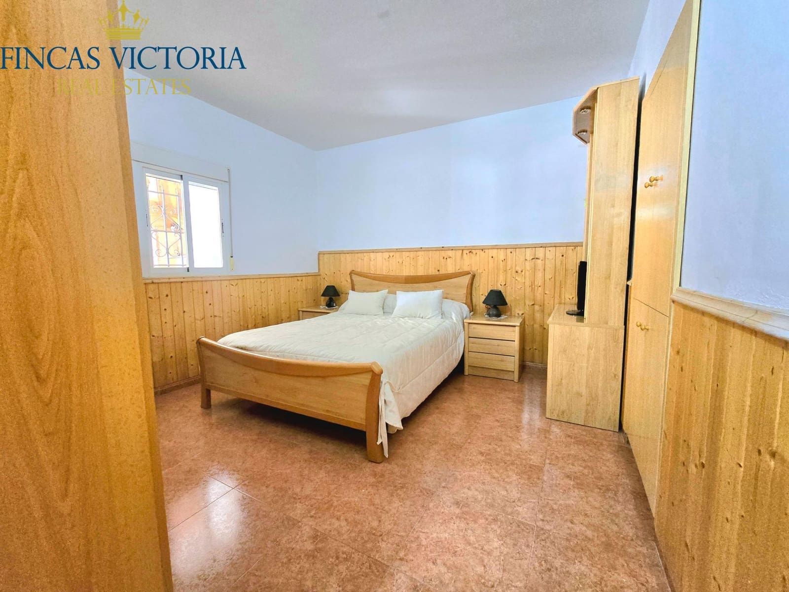 5 bedroom Finca/Country House for sale in Aguilas with garage - € 375,000 (Ref: 9761574)