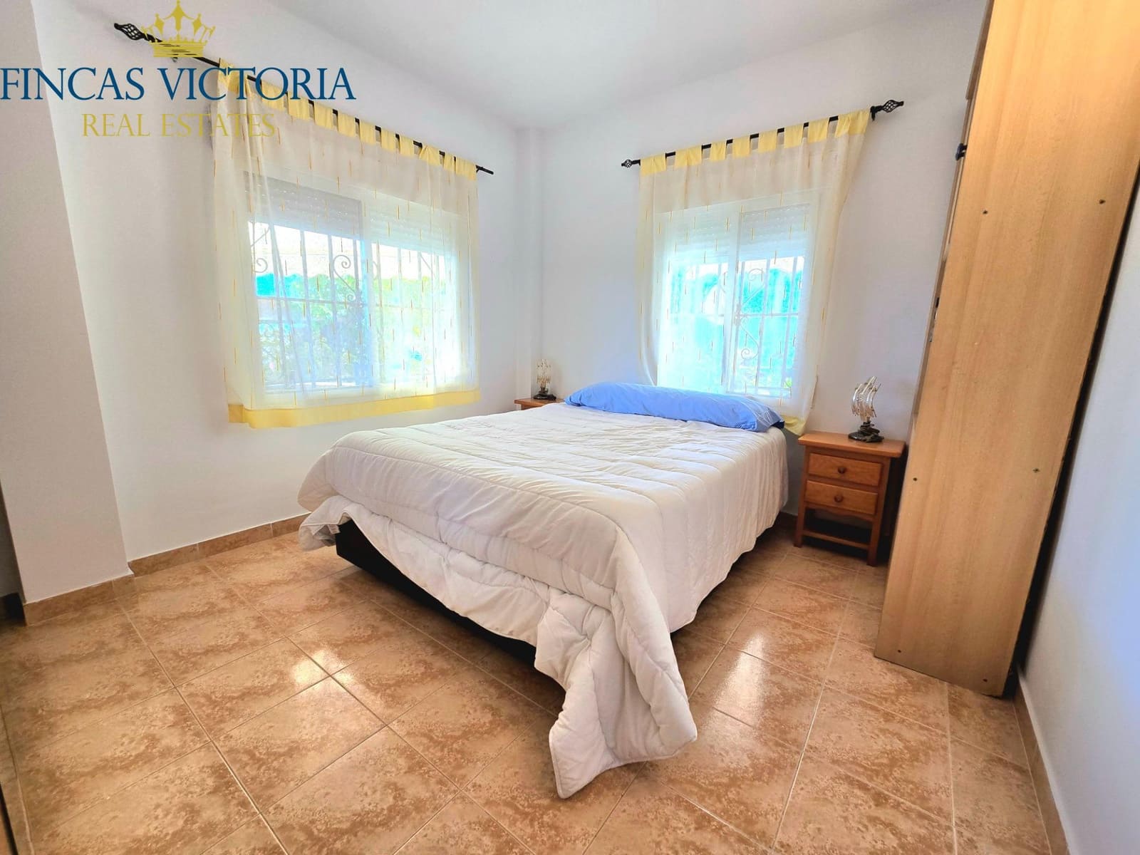 5 bedroom Finca/Country House for sale in Aguilas with garage - € 375,000 (Ref: 9761574)