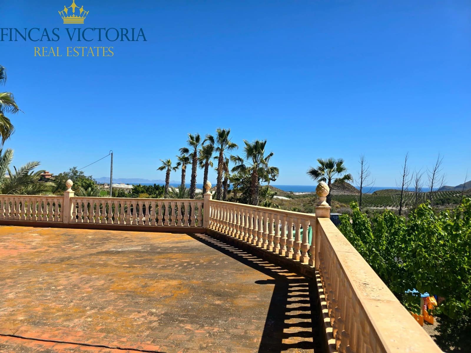 5 bedroom Finca/Country House for sale in Aguilas with garage - € 375,000 (Ref: 9761574)