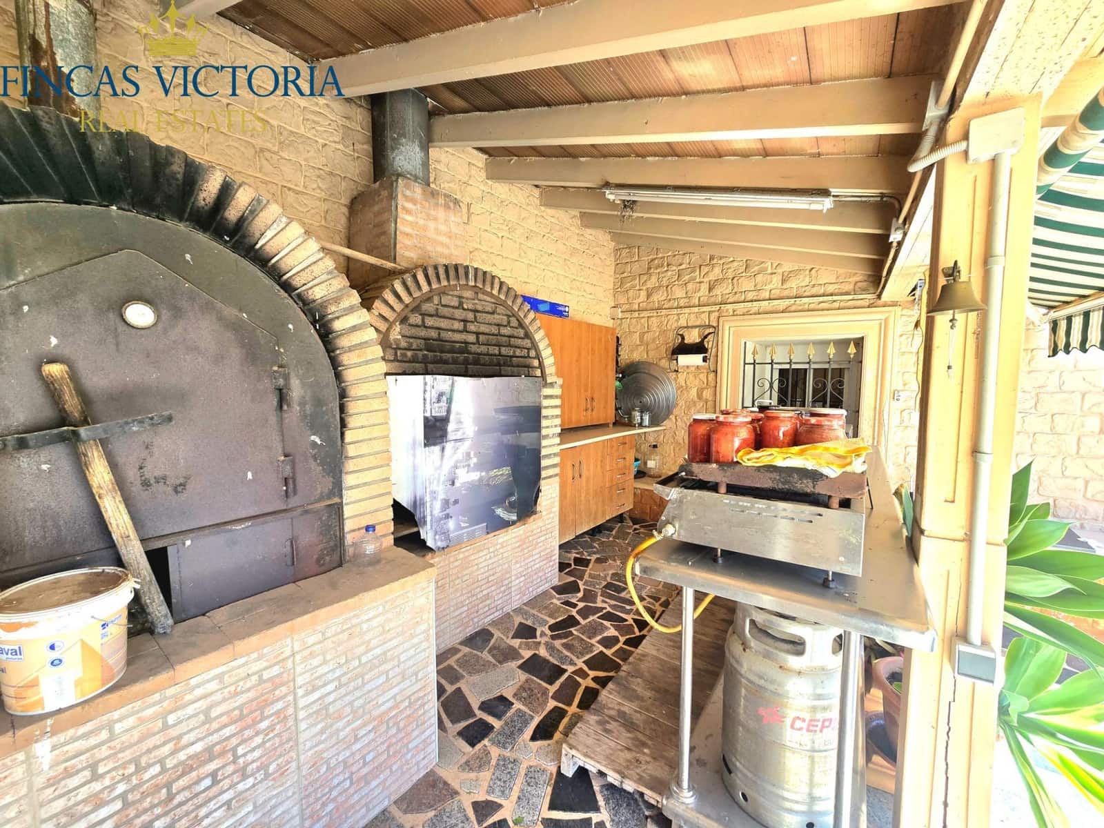 5 bedroom Finca/Country House for sale in Aguilas with garage - € 375,000 (Ref: 9761574)