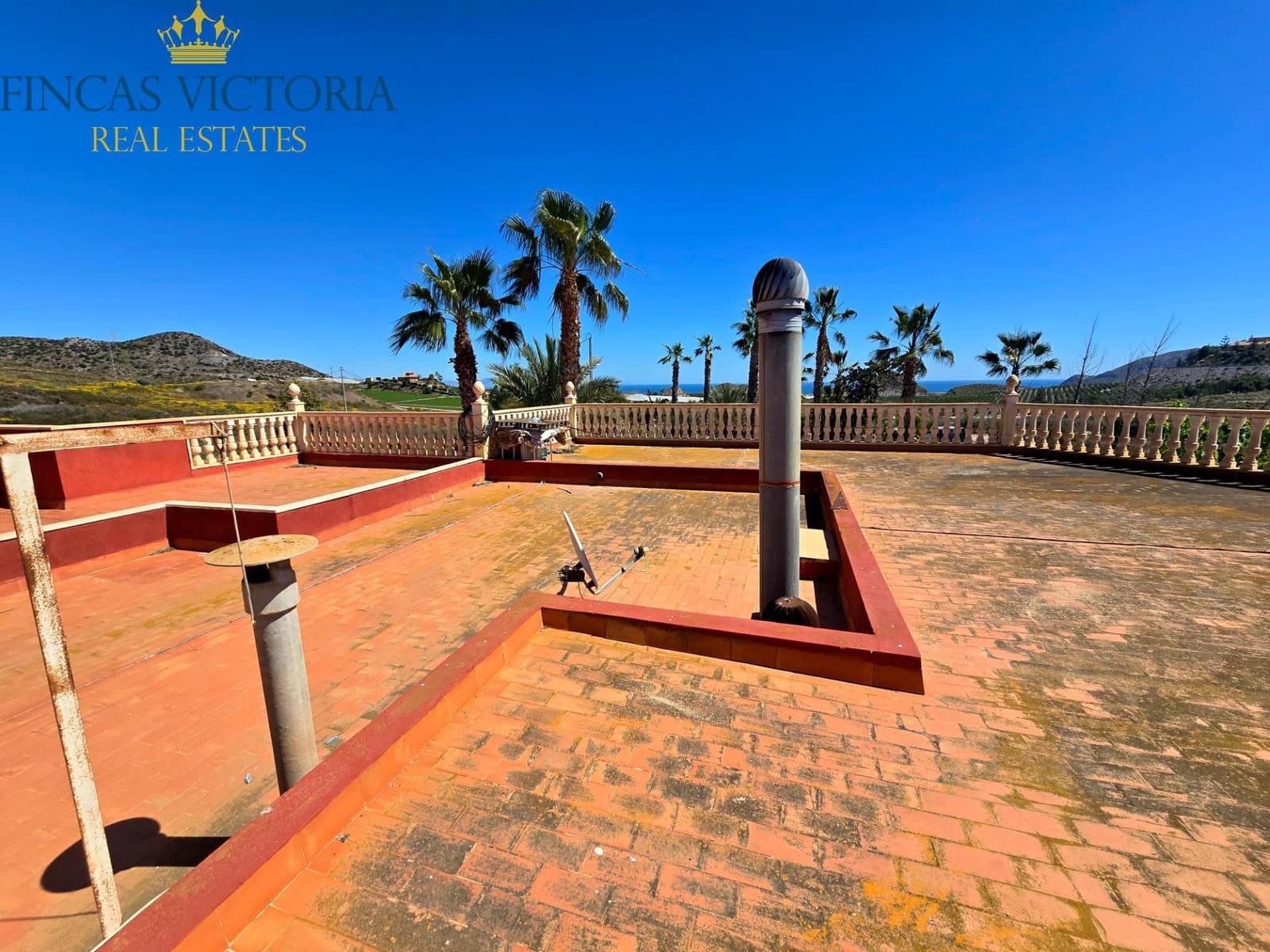 5 bedroom Finca/Country House for sale in Aguilas with garage - € 375,000 (Ref: 9761574)