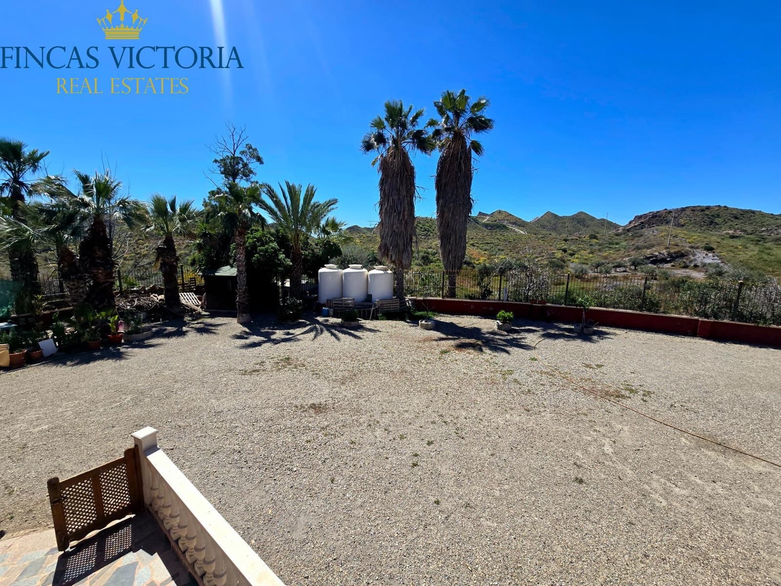 5 bedroom Finca/Country House for sale in Aguilas with garage - € 375,000 (Ref: 9761574)