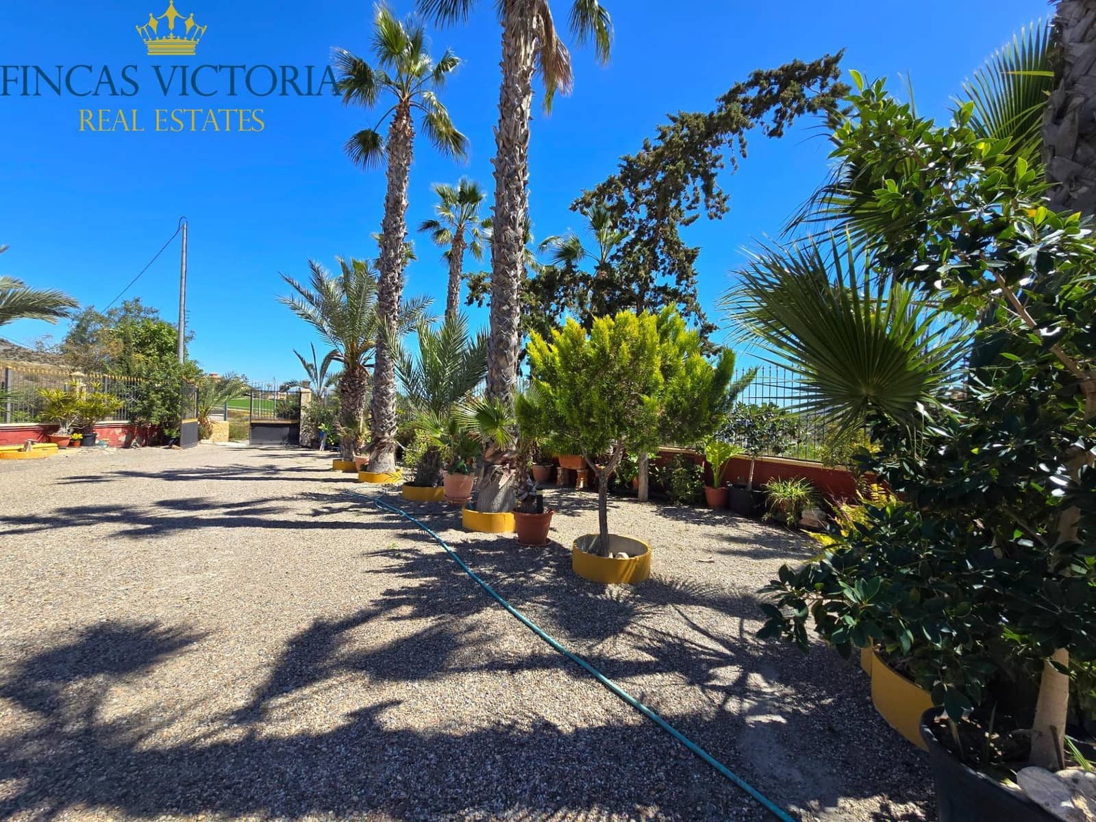 5 bedroom Finca/Country House for sale in Aguilas with garage - € 375,000 (Ref: 9761574)