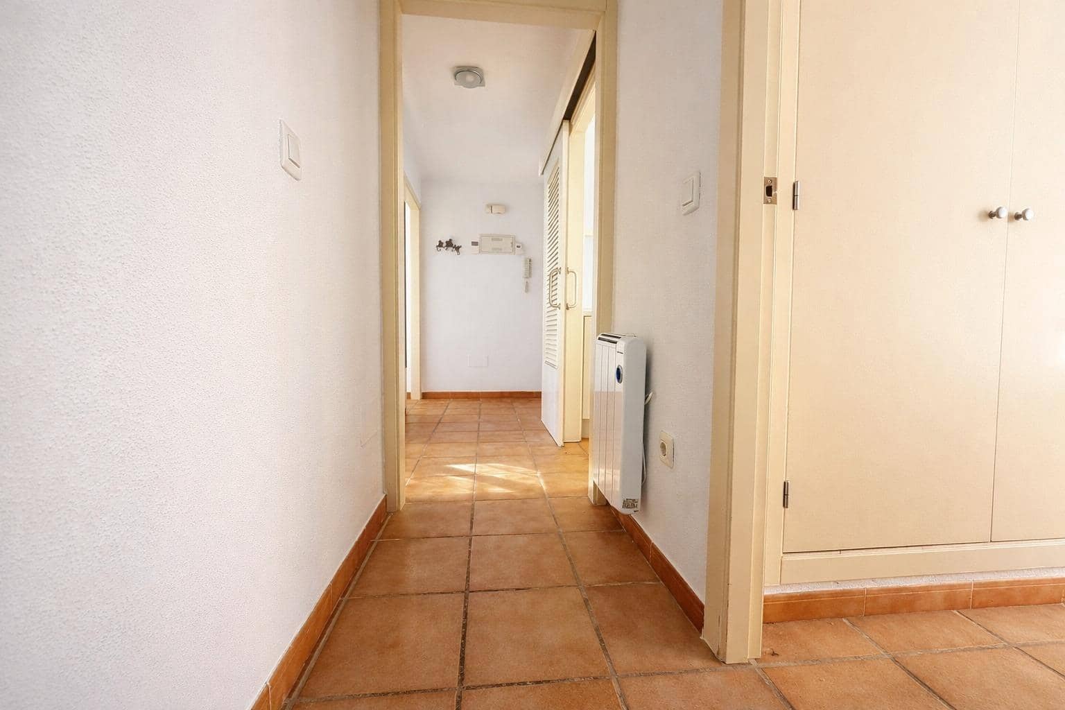 3 chambre Appartement à vendre à Calabardina avec piscine garage - 240 000 € (Ref: 9762002)