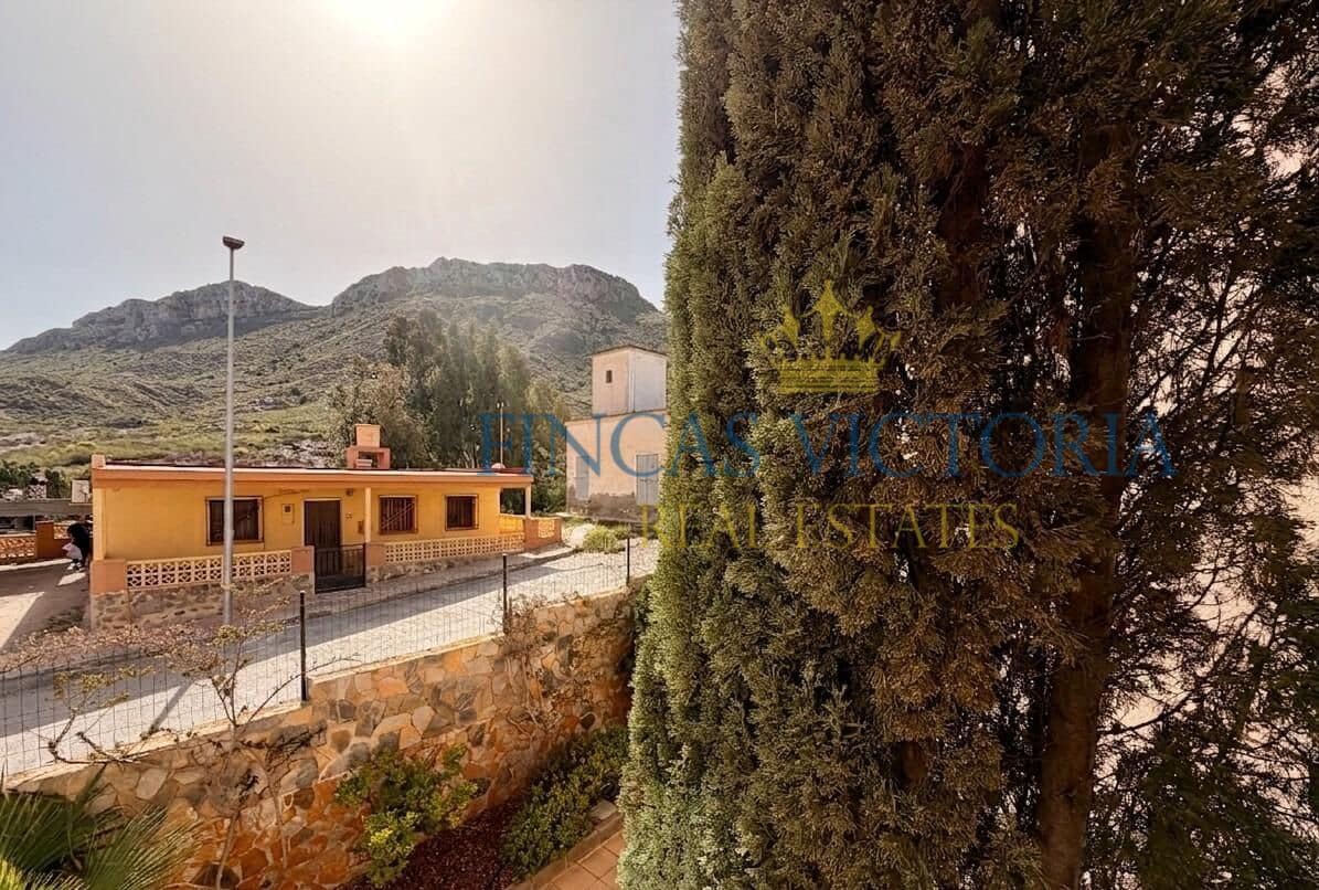 3 bedroom Flat for sale in Calabardina with pool garage - € 240,000 (Ref: 9762002)