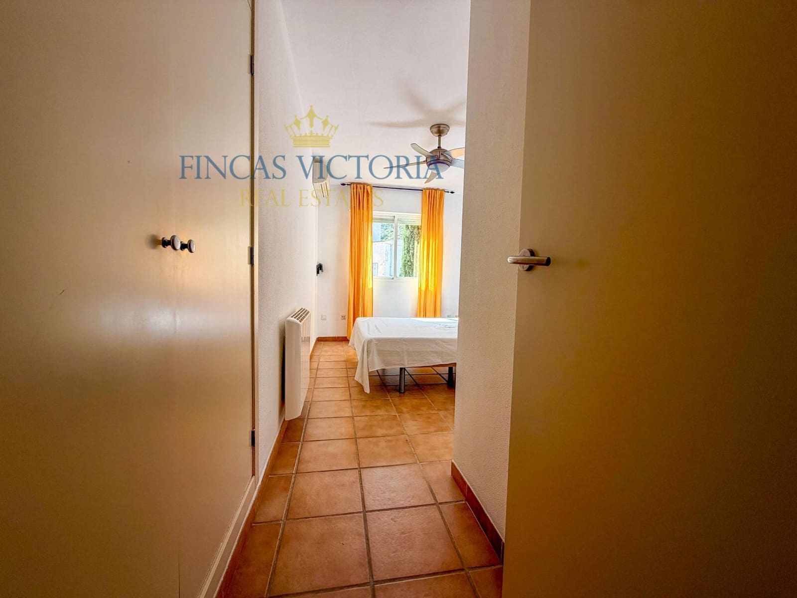 3 bedroom Flat for sale in Calabardina with pool garage - € 240,000 (Ref: 9762002)