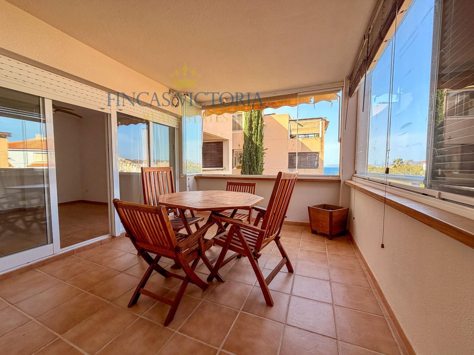 3 bedroom Flat for sale in Calabardina with pool garage - € 240,000 (Ref: 9762002)