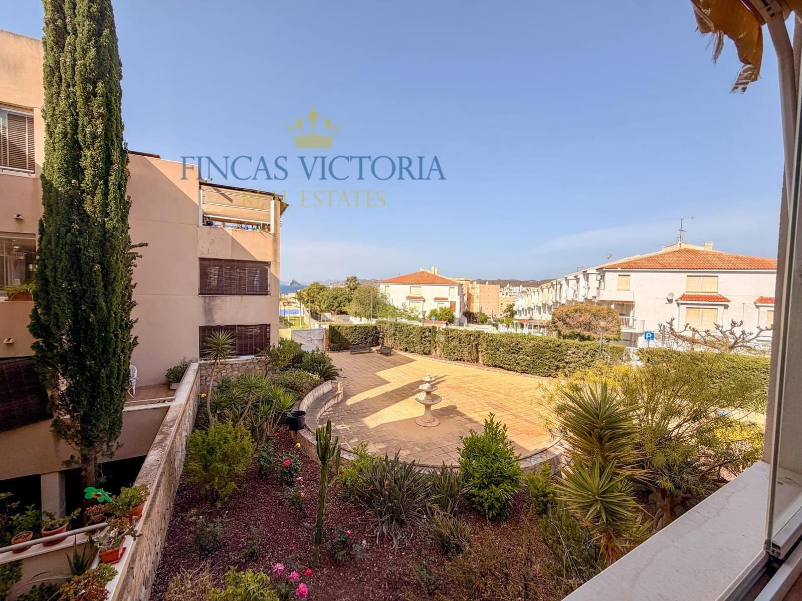 3 bedroom Flat for sale in Calabardina with pool garage - € 240,000 (Ref: 9762002)