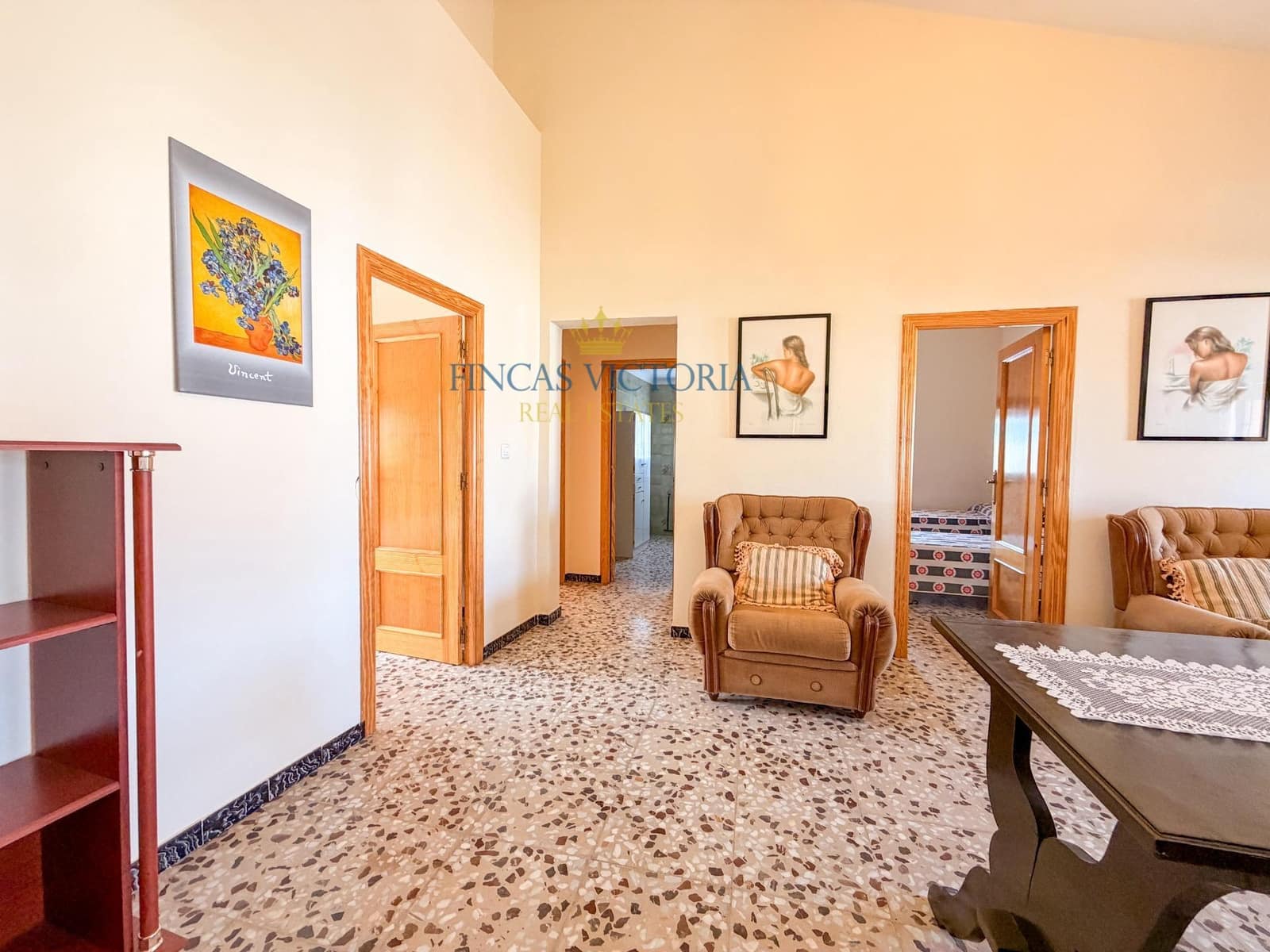 8 bedroom Townhouse for sale in San Juan de los Terreros with garage - € 250,000 (Ref: 9797139)