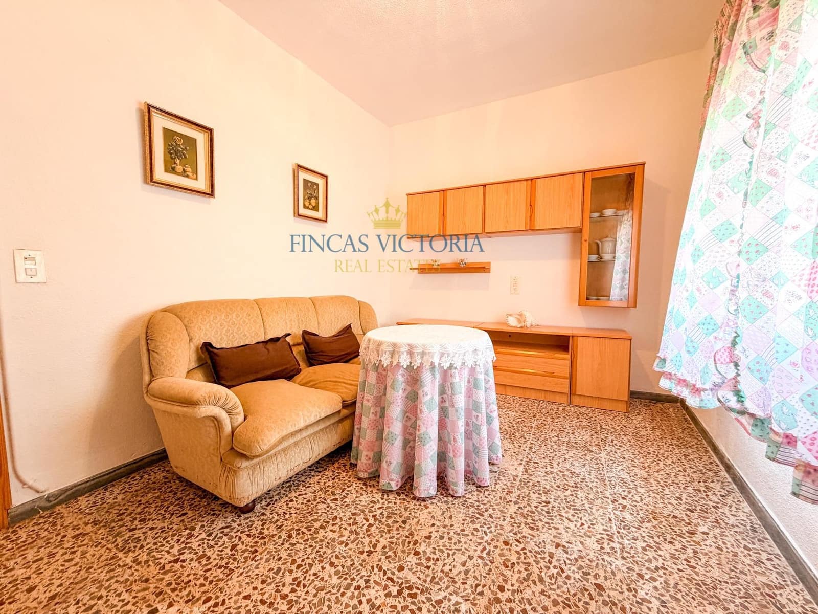 8 bedroom Townhouse for sale in San Juan de los Terreros with garage - € 250,000 (Ref: 9797139)